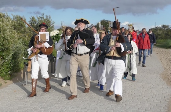 Processie naar de vloedlijn